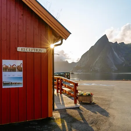Reinefjorden Sjohus *