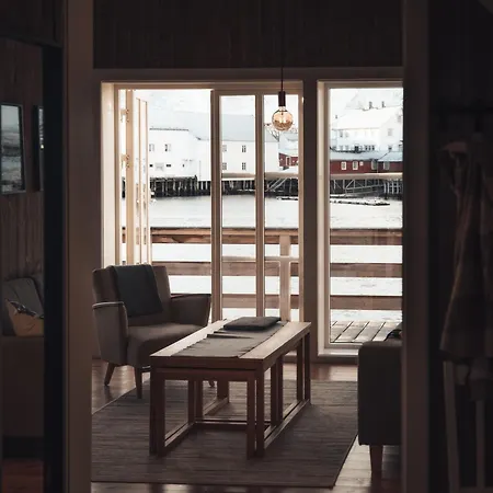 Reinefjorden Sjohus Apartmán *