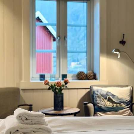 Apartmán Reinefjorden Sjohus *