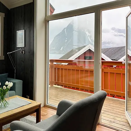 Reinefjorden Sjohus Apartment