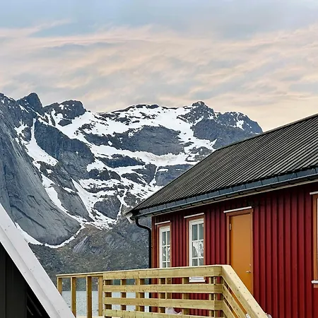 Reinefjorden Sjohus *