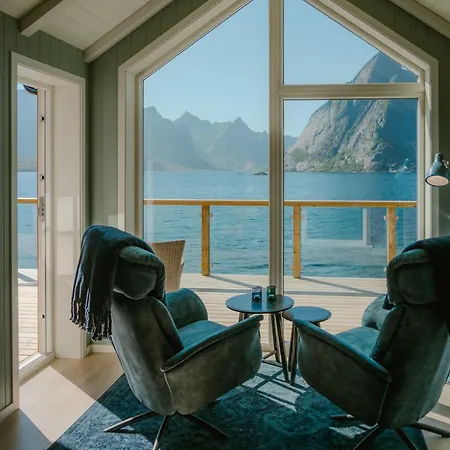 Apartment Reinefjorden Sjøhus *