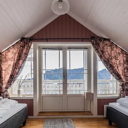 Apartment Reinefjorden Sjohus Reine