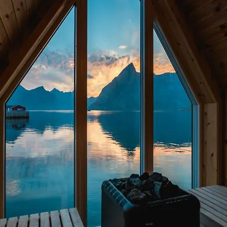 Reinefjorden Sjohus