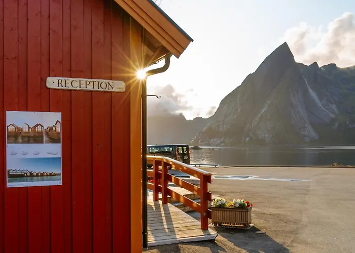 Reinefjorden Sjohus *