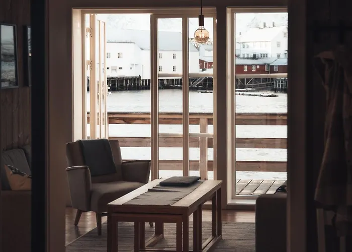 Reinefjorden Sjohus Lägenhet *