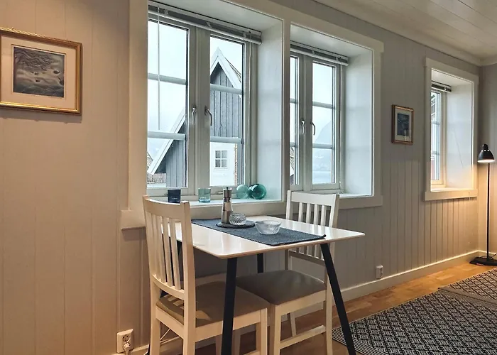 Appartamento Reinefjorden Sjohus