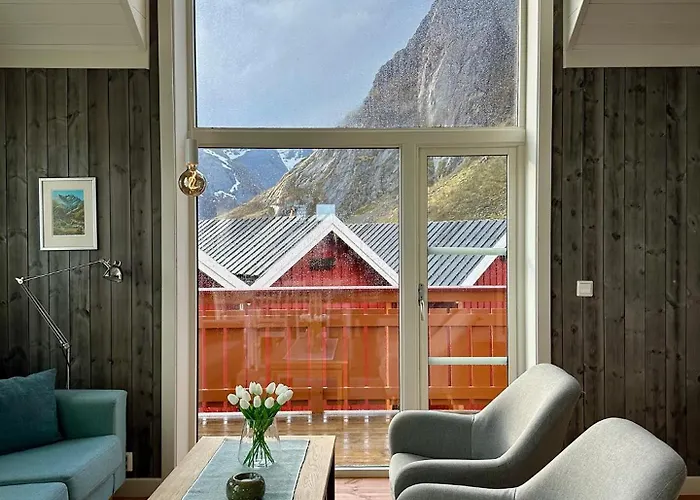 Reinefjorden Sjohus