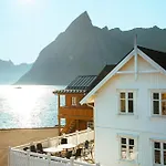 Reinefjorden Sjøhus Leilighet