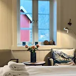 Daire Reinefjorden Sjohus *