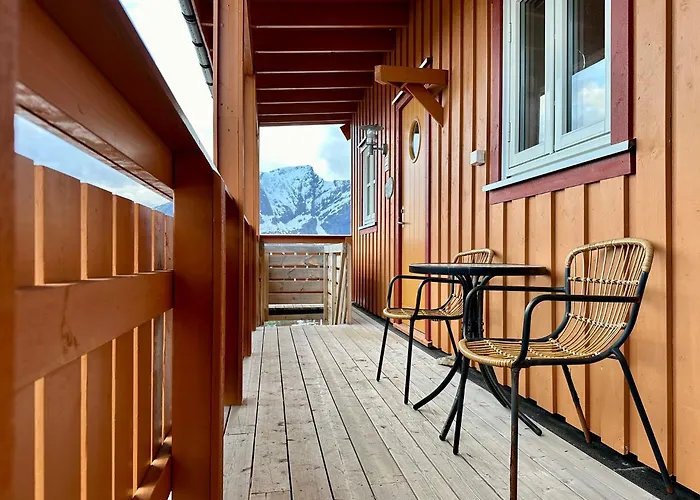 Reinefjorden Sjohus Apartmán *