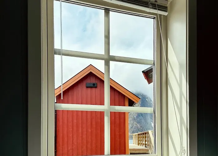 Reinefjorden Sjohus Apartmán *